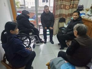 心系職工  情暖寒冬： 順勢藥業(yè)黨總支開展走訪慰問活動